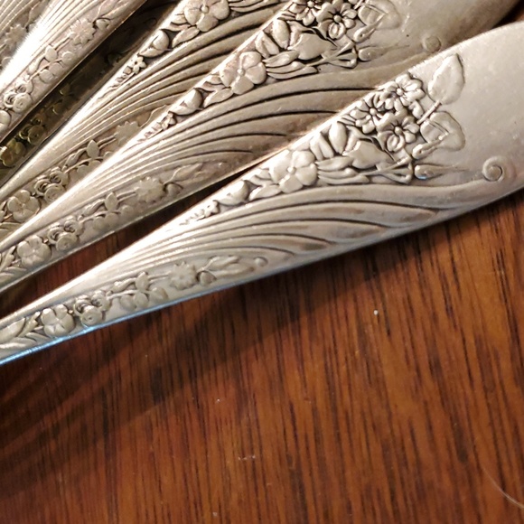 Reed & Barton Teaspoons #6 - Picture 2 of 4